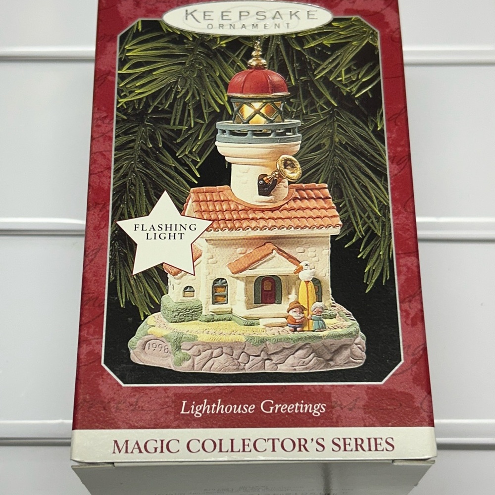 1998 Hallmark Keepsake Ornament Lighthouse Greetings Magic Collector Series